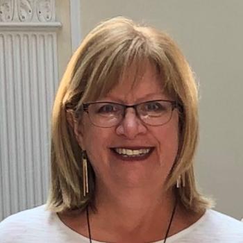 Portrait of Kathy Fletcher Wray.